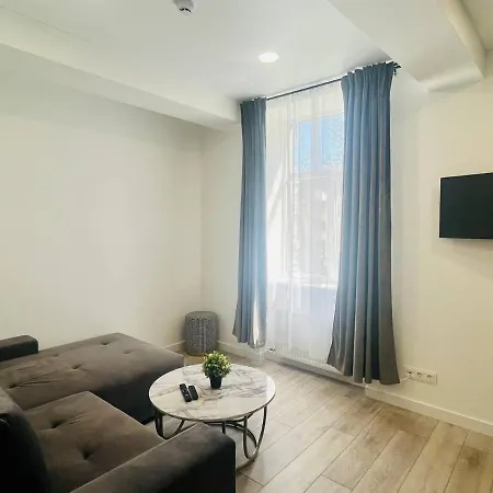Apartamentai Sandra Апартаменты *